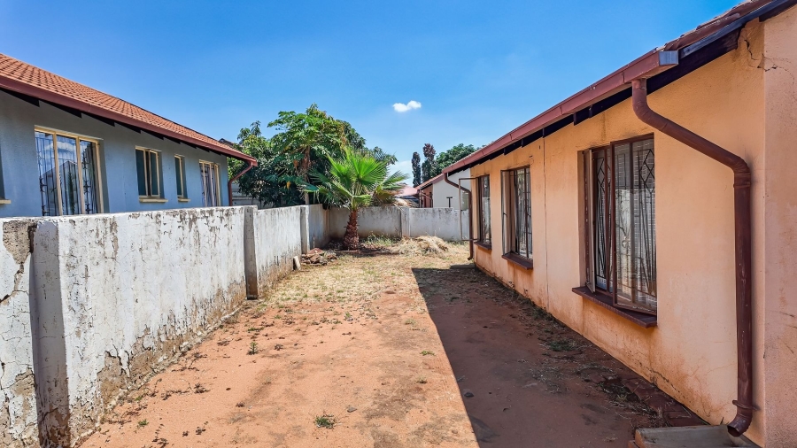 3 Bedroom Property for Sale in Tlhabane West North West